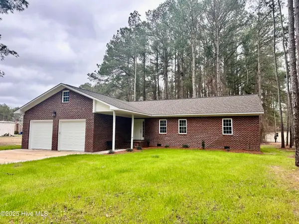 216 Coastal Drive, Washington, NC 27889