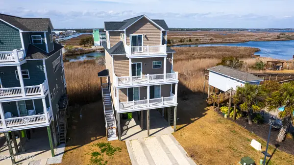 103 Scotch Bonnett Circle, North Topsail Beach, NC 28460