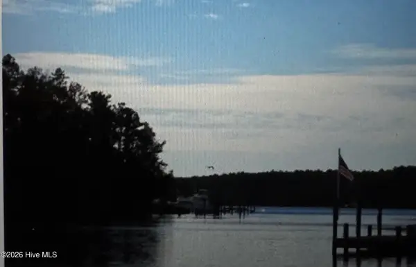 122 Headwaters Drive, Oriental, NC 28571