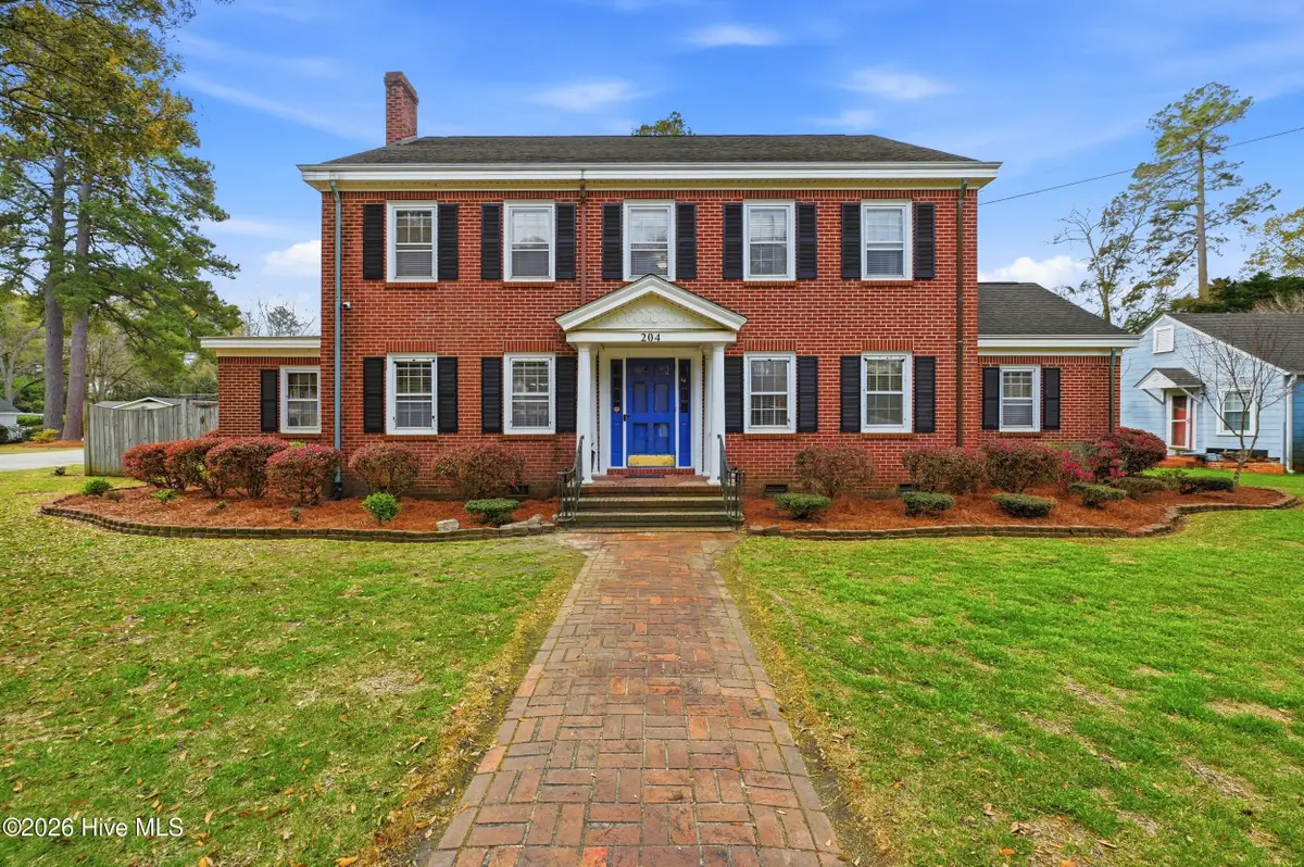 204 E College Street, Whiteville, NC 28472 - #1