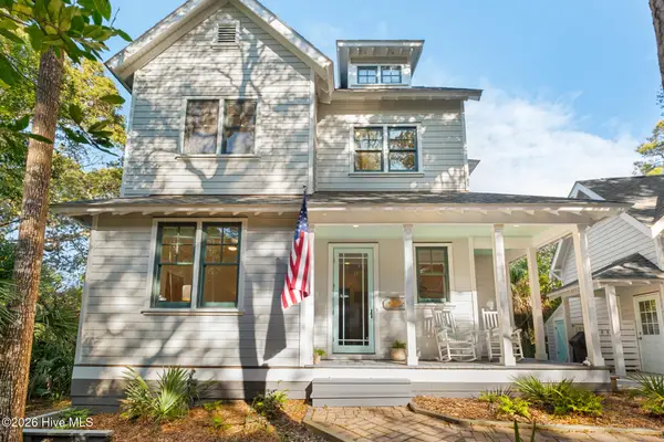 21 Bay Tree Trail, Bald Head Island, NC 28461