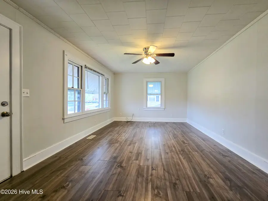 104 Chadburn Avenue, Elizabeth City, NC 27909 - #2