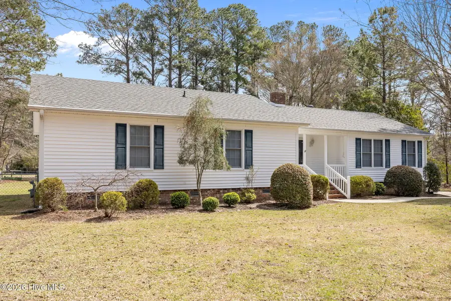 108 S Eden Drive, Washington, NC 27889 - #3