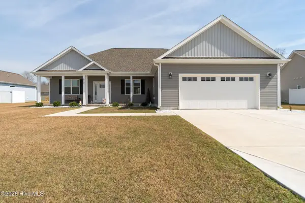 610 Bright Harvest Drive, Maysville, NC 28555