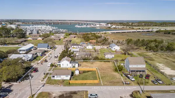 513 Mulberry Street, Beaufort, NC 28516