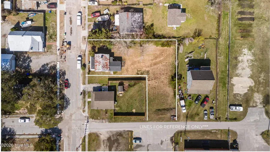 513 Mulberry Street, Beaufort, NC 28516 - #2