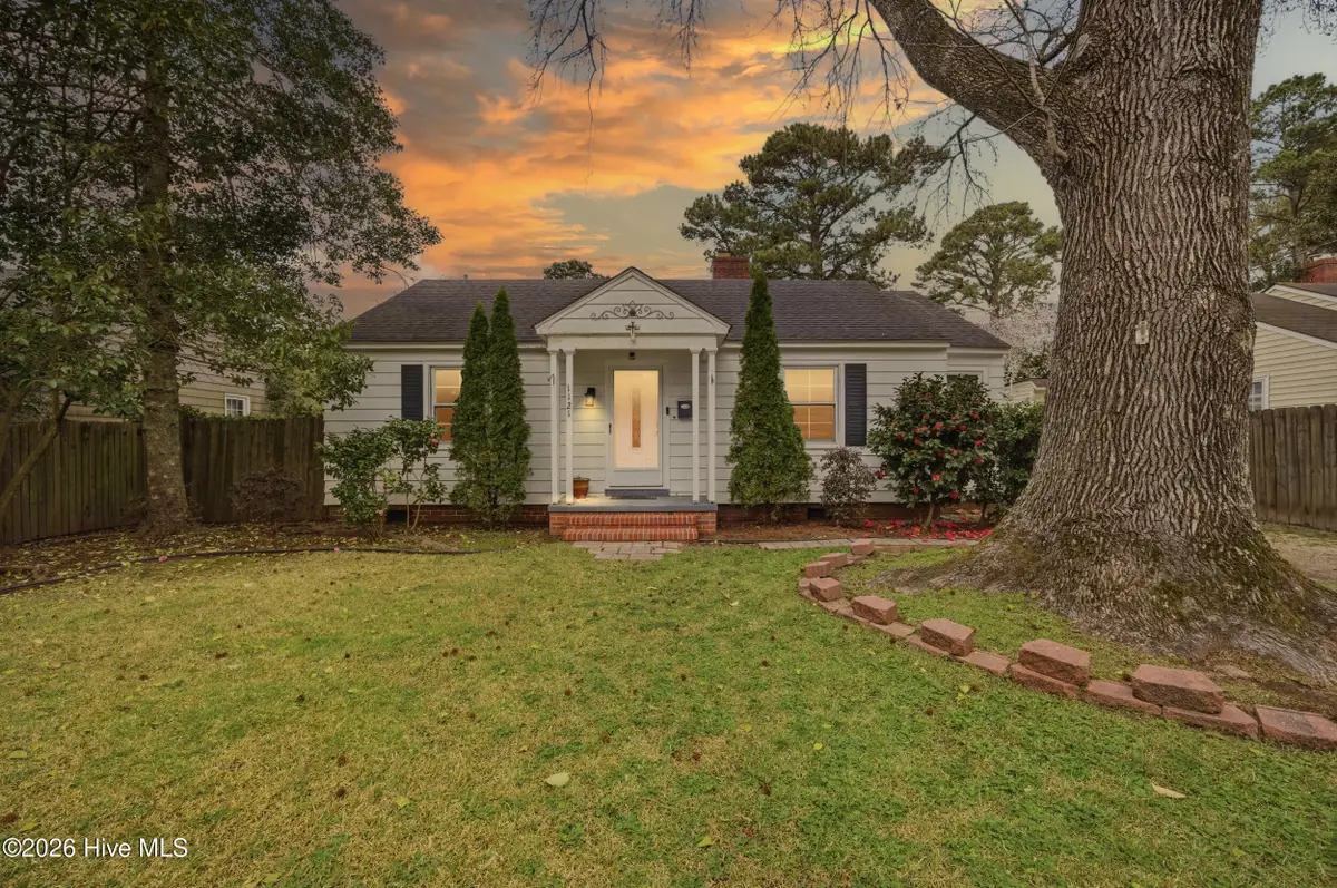 1121 W Williams Circle, Elizabeth City, NC 27909 - #1