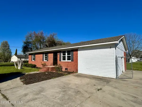 126 Andrews Circle, Mount Olive, NC 28365