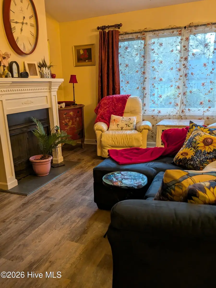 120 Ashley Place, New Bern, NC 28562 - #3