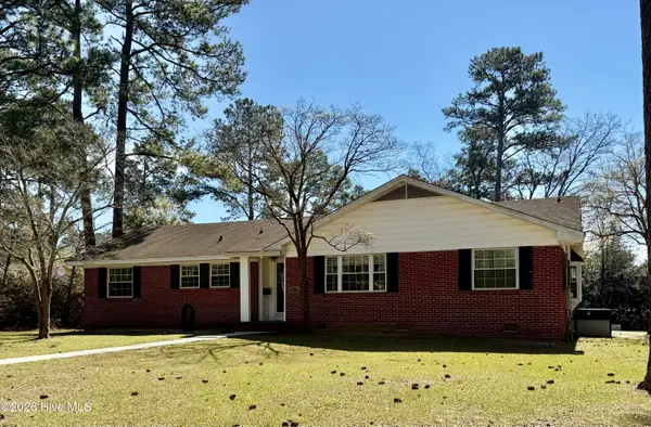 401 Hawthorne Street, Hamlet, NC 28345