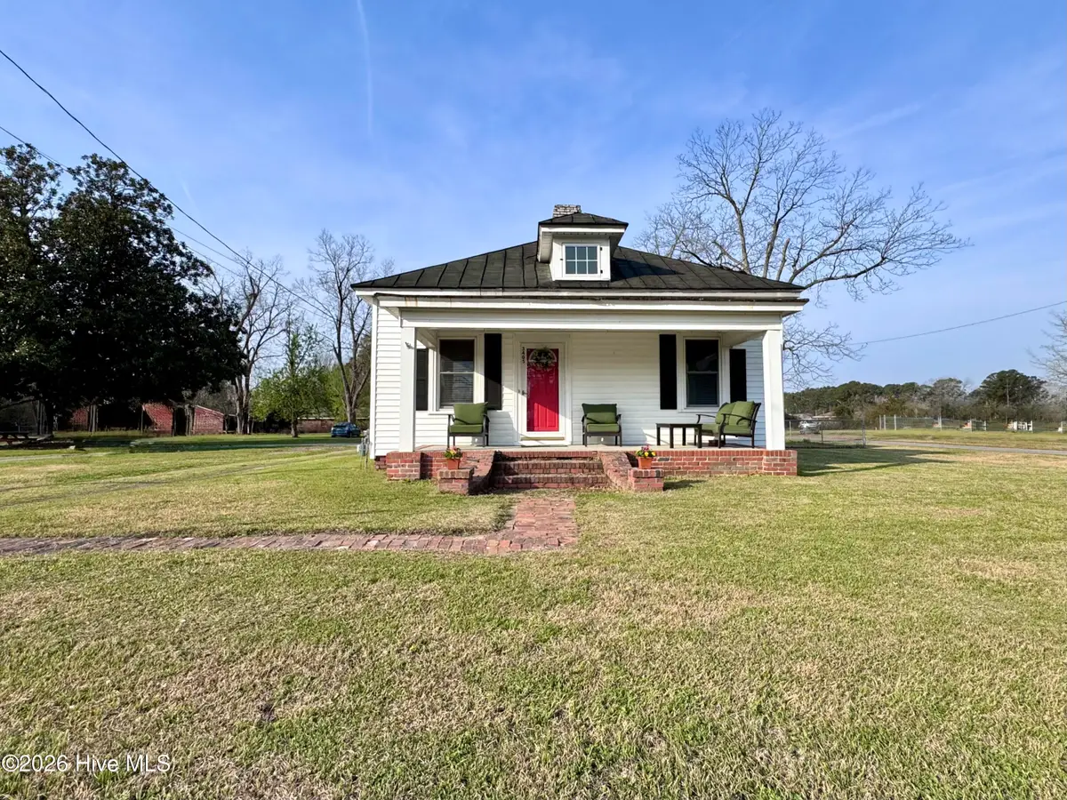 3405 Oaks Road, New Bern, NC 28560 - #1