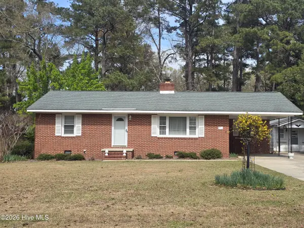 214 E Bladen Street, Bladenboro, NC 28320
