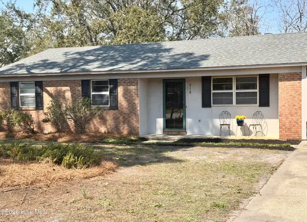 210 Cathay Road, Wilmington, NC 28412