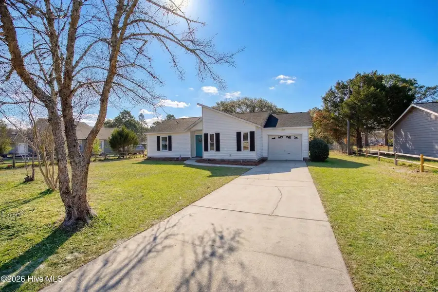 214 W Volant Street, Hubert, NC 28539 - #2