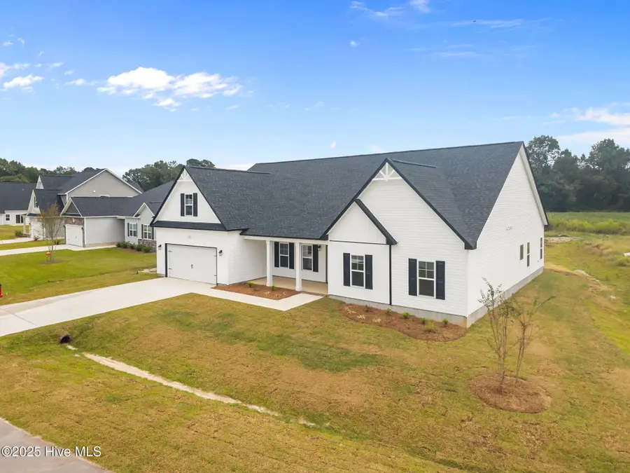 208 Gate Water Court, Jacksonville, NC 28546 - #2