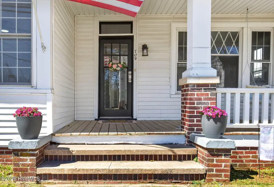 709 N Road Street, Elizabeth City, NC 27909 - #3