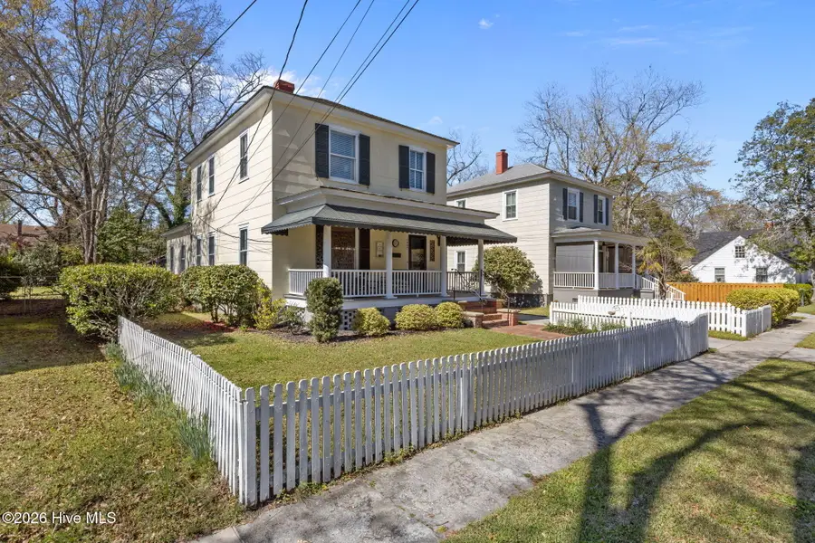 1407 N Pasteur Street, New Bern, NC 28560 - #3