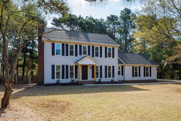 312 Edinboro Drive, Southern Pines, NC 28387