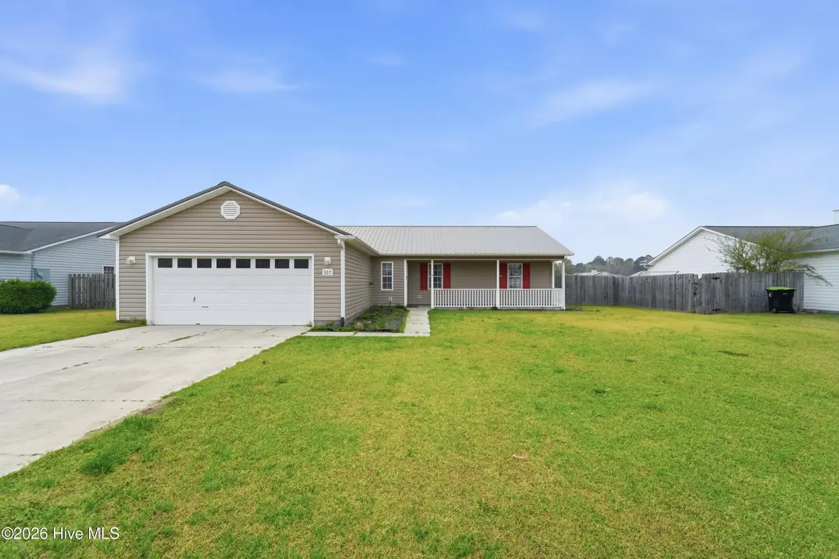 307 Kenilworth Place, Hubert, NC 28539 - #1