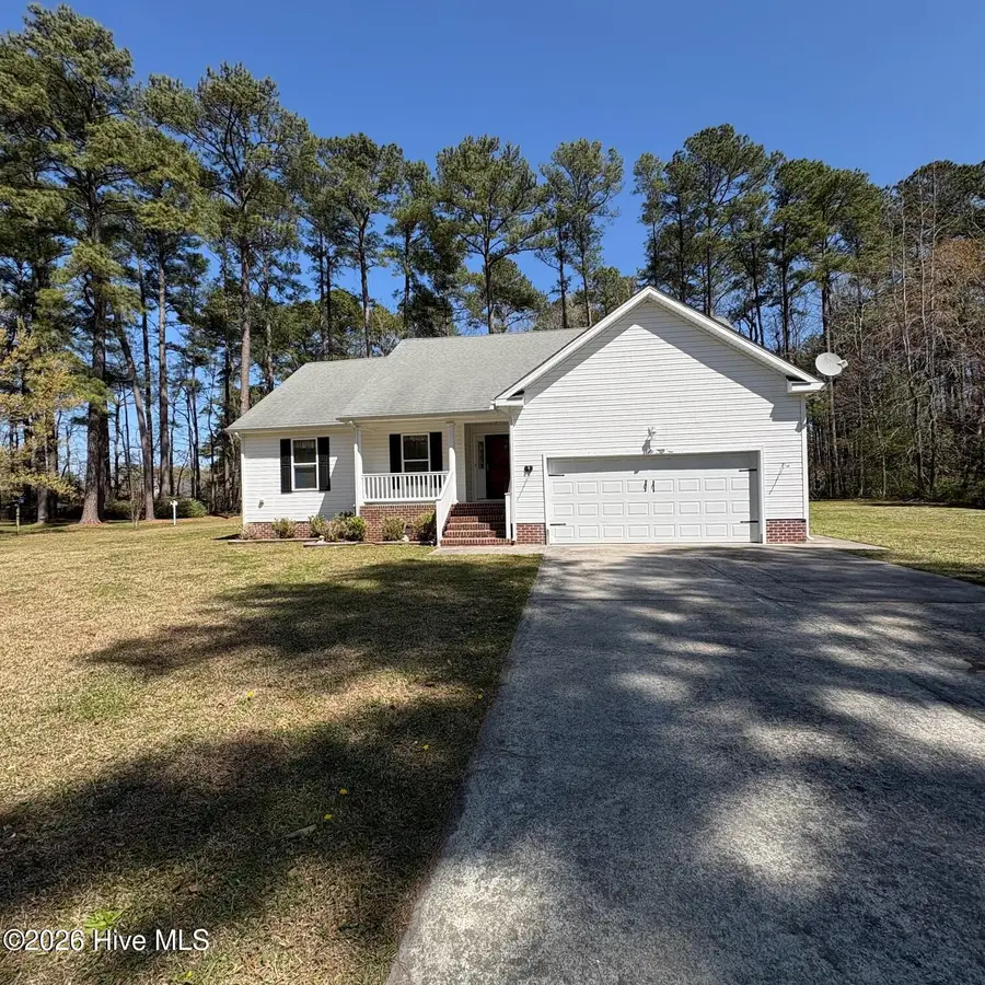 405 Pineview Drive, Elizabeth City, NC 27909 - #3