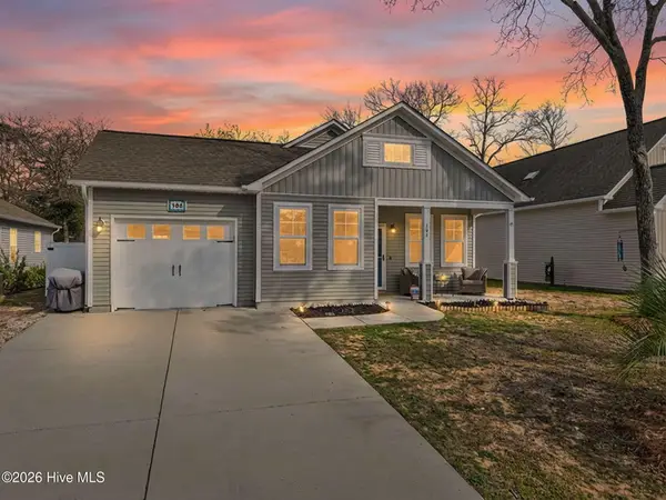 104 NW 19th Street, Oak Island, NC 28465