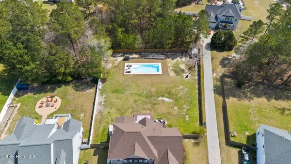 209 Middle Ridge Drive, Hubert, NC 28539