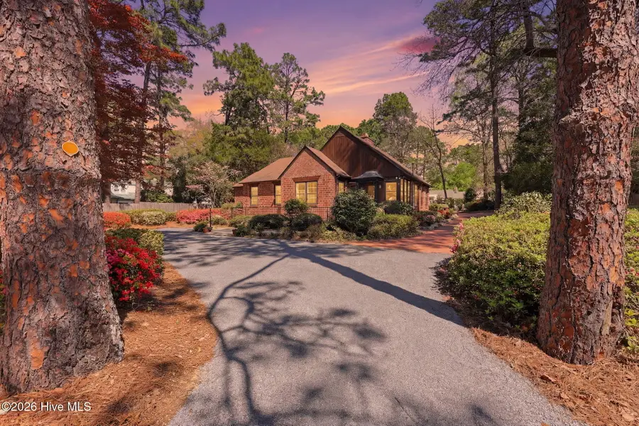 535 E Morganton Road, Southern Pines, NC 28387 - #2