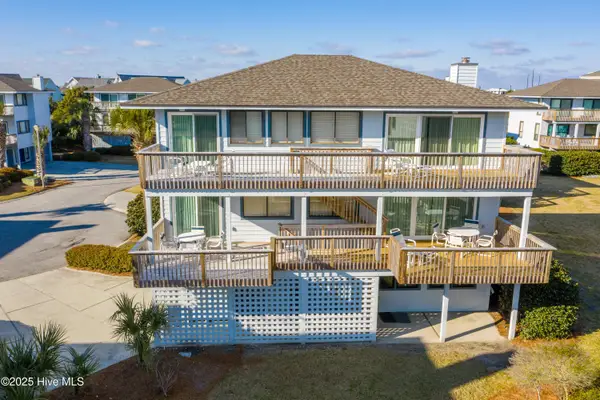8 Sea Oats Lane, Wrightsville Beach, NC 28480