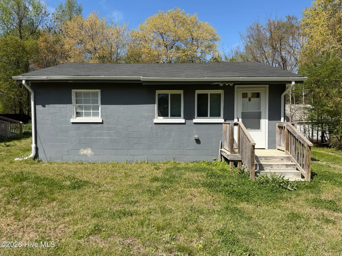 2212 Banks Lane E, Wilson, NC 27893 - #1