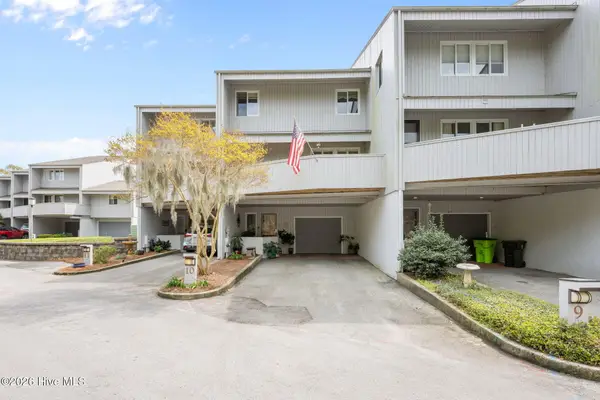 10 Batts Hill Road, New Bern, NC 28562