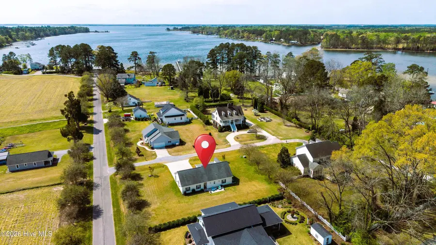 18 Queens Way, Bath, NC 27808 - #2