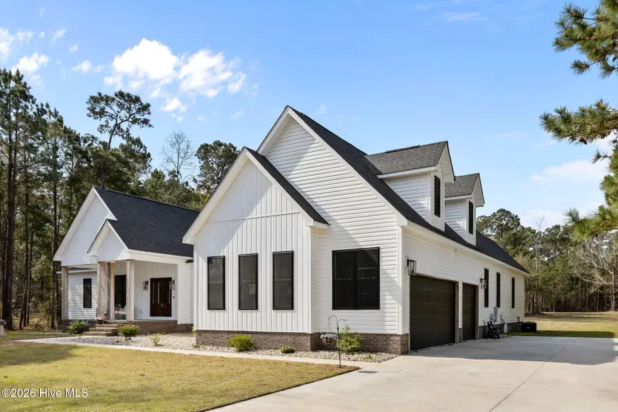 111 Blue Jay Way, Stella, NC 28582 - #2