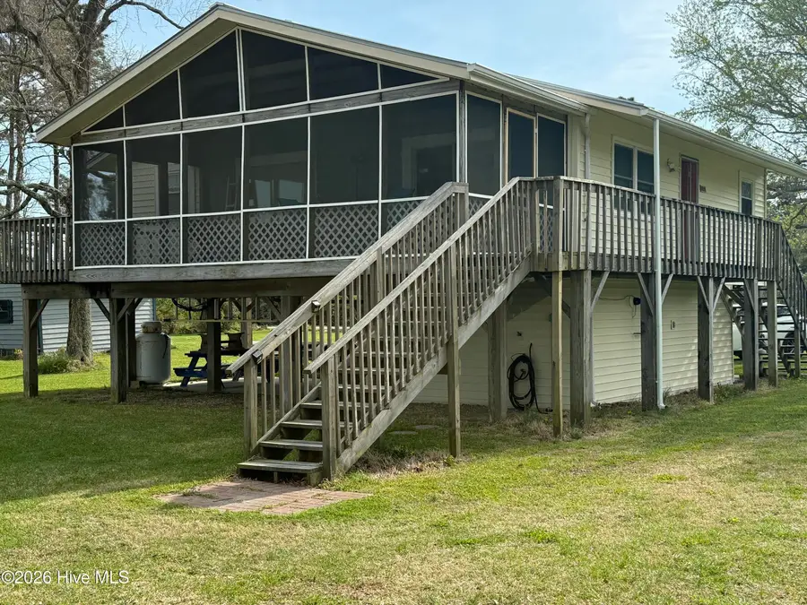 197 S River Drive, Beaufort, NC 28516 - #2