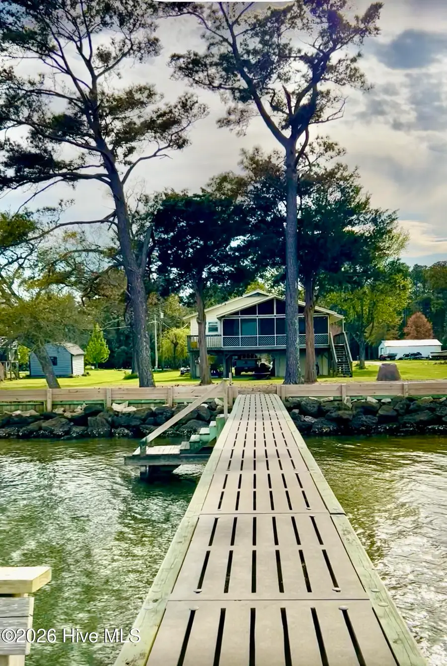 197 S River Drive, Beaufort, NC 28516 - #3