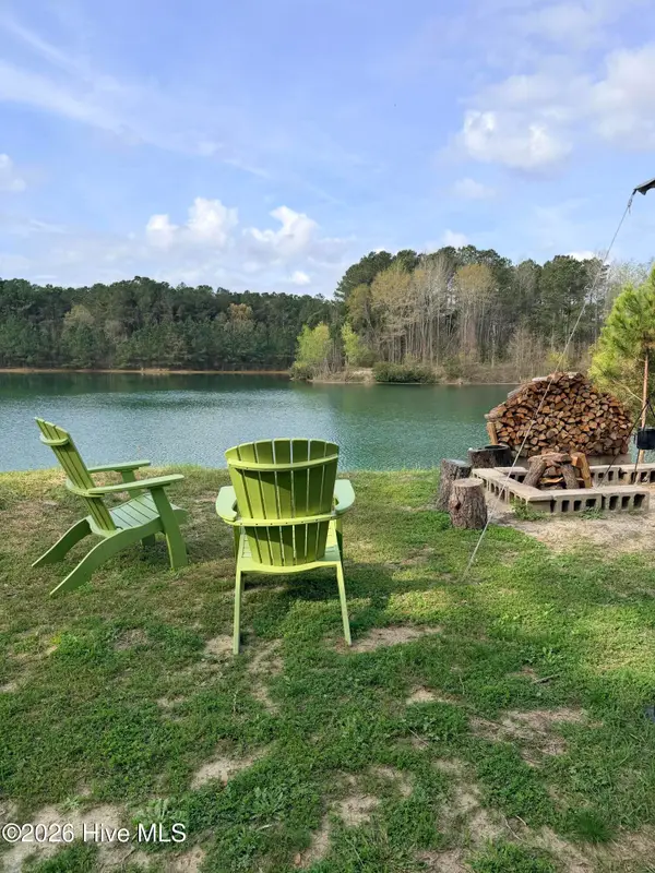 536 Magnolia School Road, Washington, NC 27889