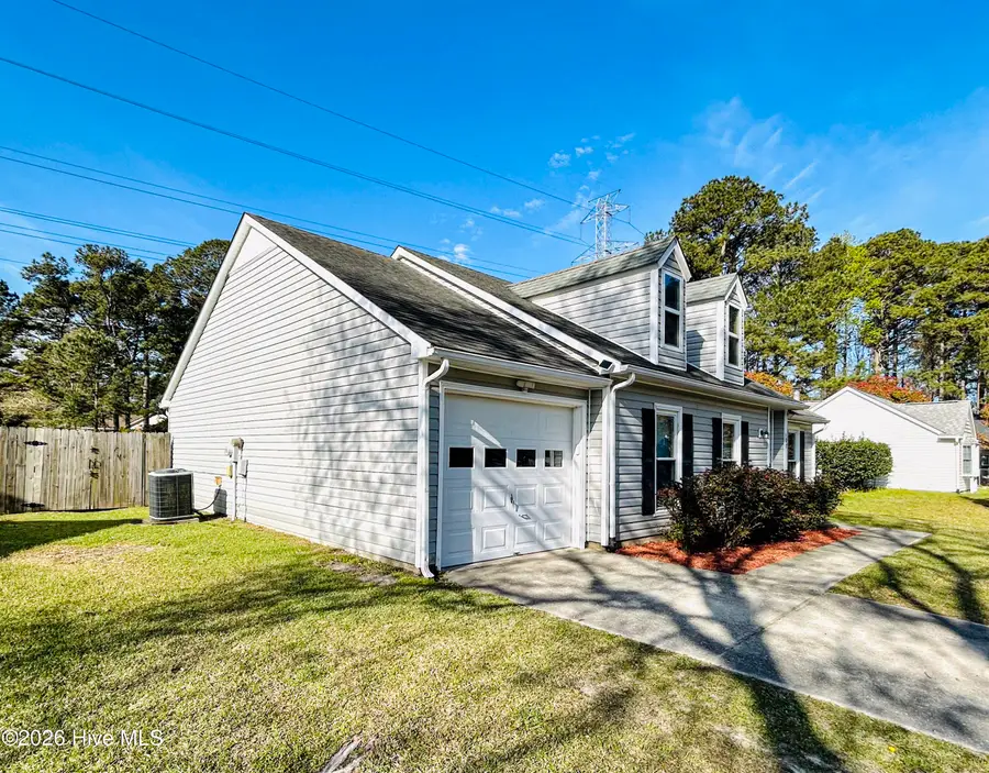 107 Wedgewood Drive, Jacksonville, NC 28546 - #2