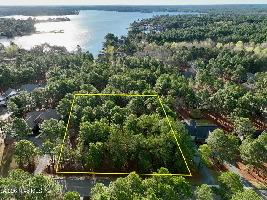 215 Longleaf Drive, West End, NC 27376 - #2