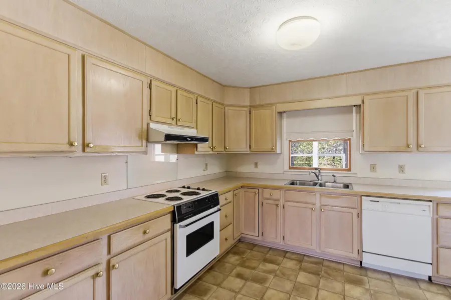 2695 Hwy 70 Beaufort, Beaufort, NC 28516 - #3