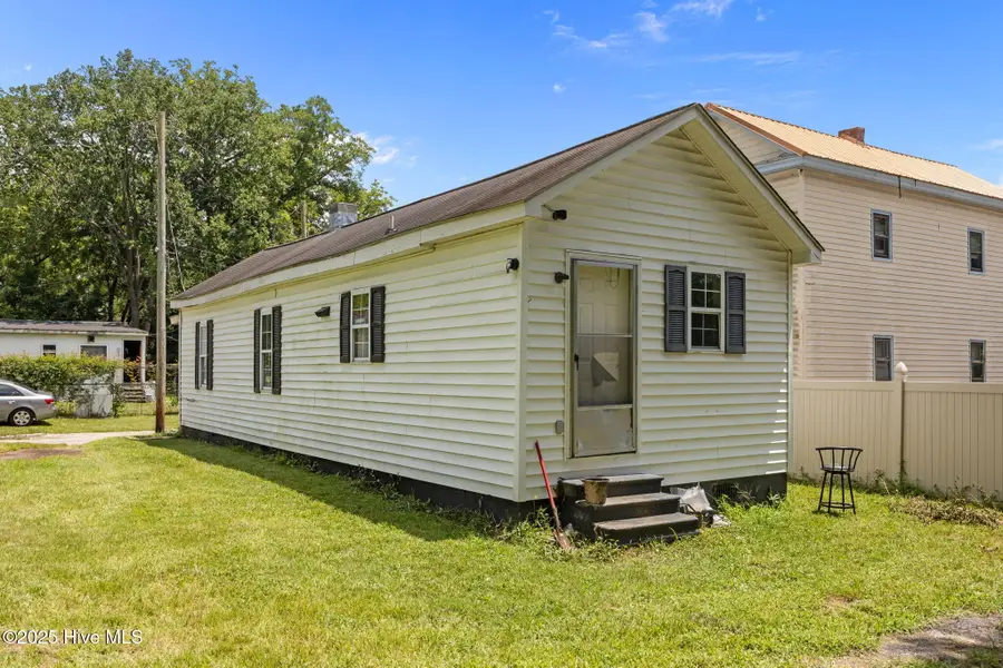 306 Short Street, Kinston, NC 28501 - #2