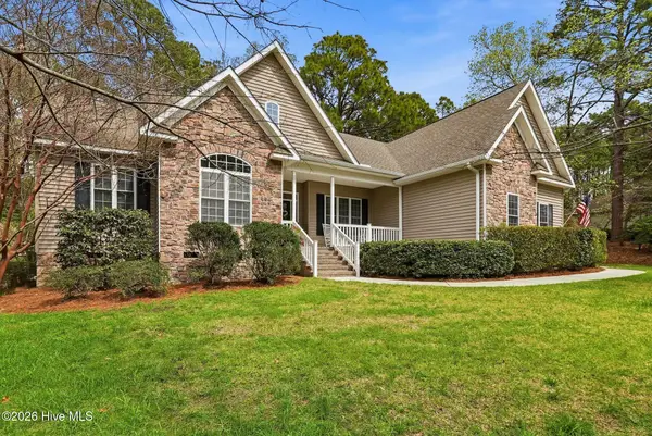 205 Selkirk Trail, Southern Pines, NC 28387