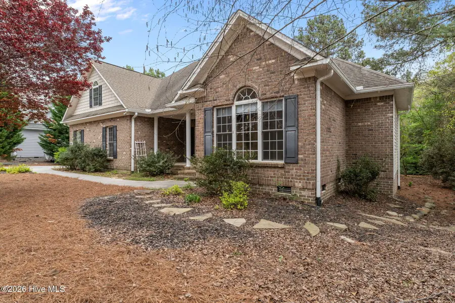 141 Longleaf Drive, West End, NC 27376 - #2