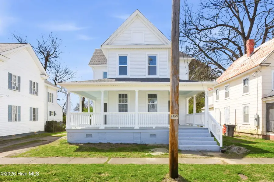 409 E Burgess Street, Elizabeth City, NC 27909 - #2