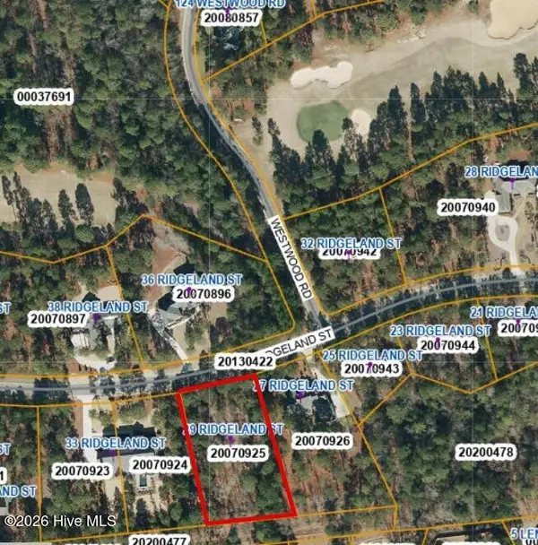 29 Ridgeland Street, Pinehurst, NC 28374