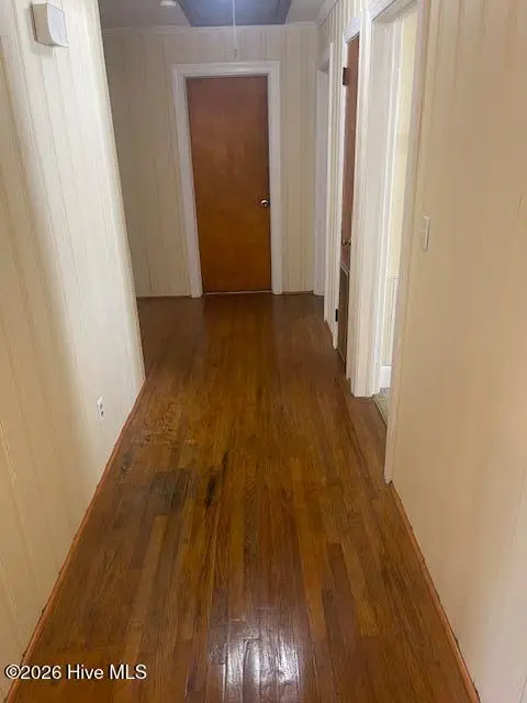 406 W Daniels Street, Kinston, NC 28501 - #3