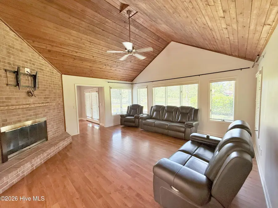 3305 Peppercorn Road, New Bern, NC 28562 - #3