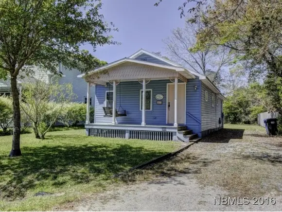 409 High Street, Oriental, NC 28571 - #2