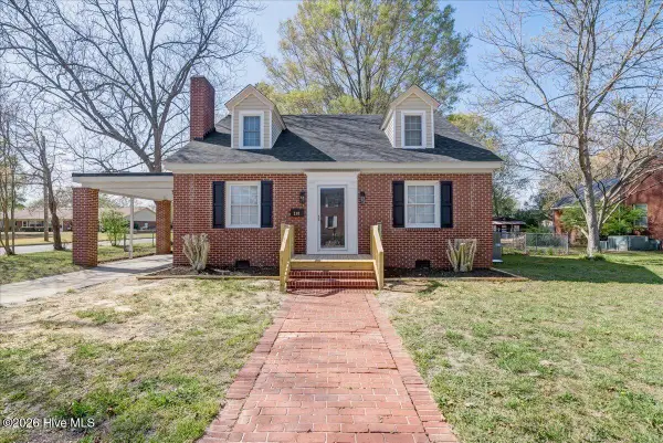 218 S West Street, Ahoskie, NC 27910