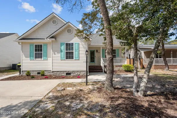203 NE 45th Street, Oak Island, NC 28465