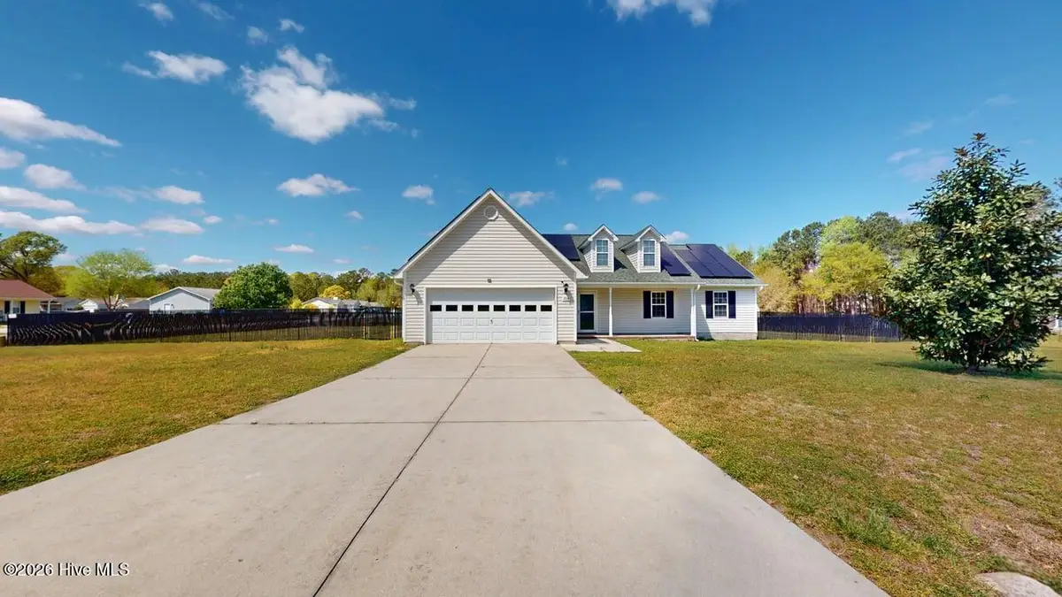 308 Parkton Drive, Richlands, NC 28574 - #1
