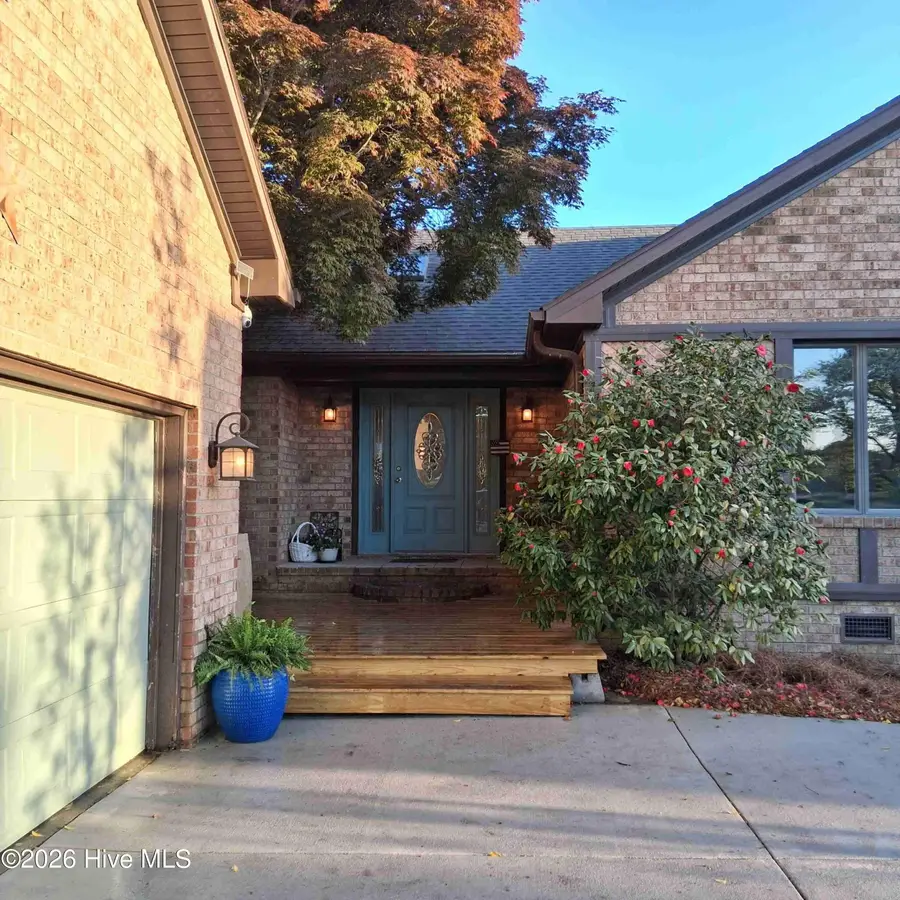 824 Pelican Drive, New Bern, NC 28560 - #2